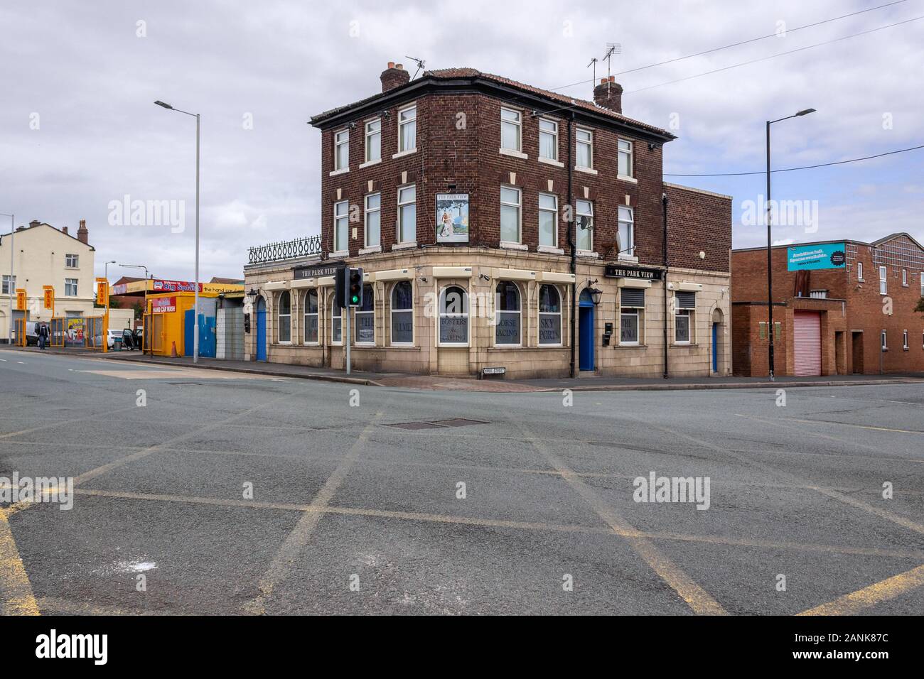 Park View Hotel pub and restaurant on junction of Price Street and Duke