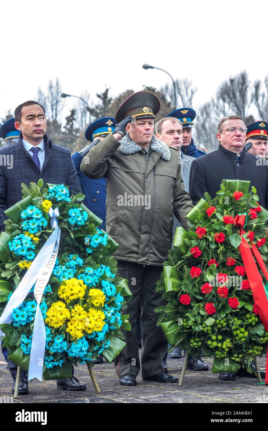 Warsaw, Poland, 17th Jan, 2020: Members of the diplomatic corps during a wreath-laying ceremony at the Soviet War Cemetery-Mausoleum. Stock Photo