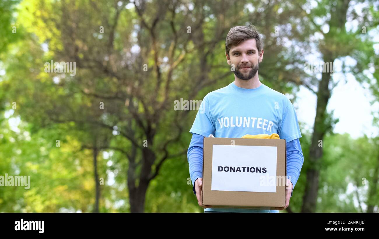 мужчина волонтер. волонтёры юноши. турция мужчины волонтеры. волонтерская парня. турция мужчины волонтеры.