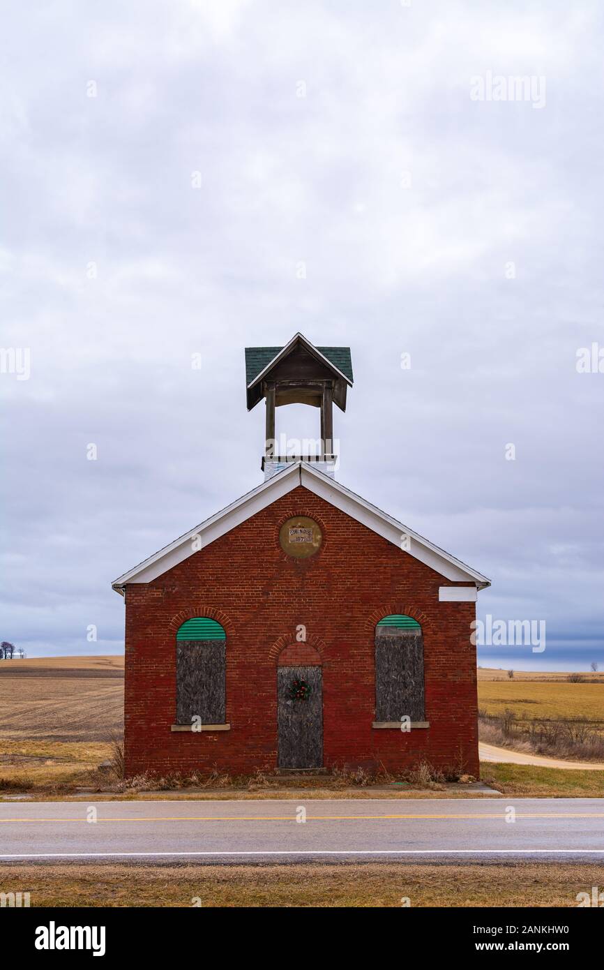 Brick schoolhouse hi-res stock photography and images - Alamy