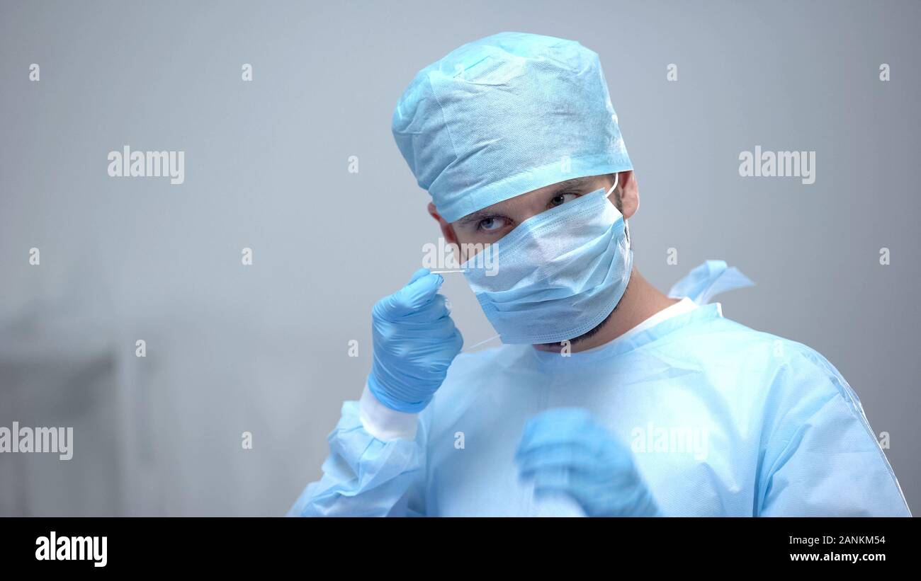 Sterilized medical face mask hi-res stock photography and images - Alamy