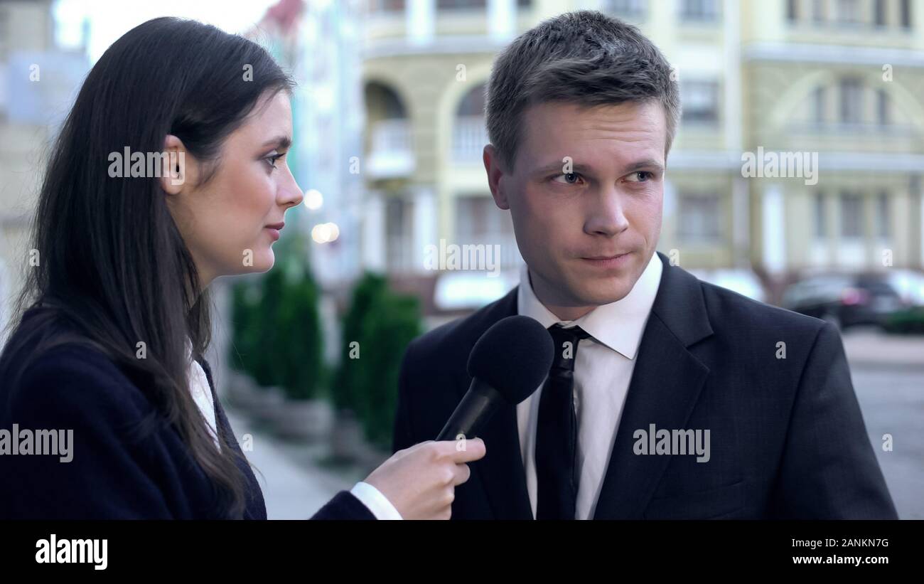 Journalist Interviewing High Resolution Stock Photography And Images Alamy