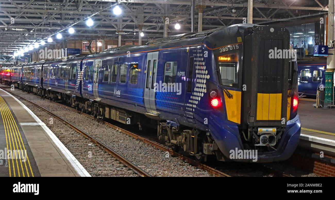 Edinburgh - Abellio Scotrail train at Edinburgh Waverley Station, Scotland at night, UK - Scotrail Franchise to terminate via break clause in 2022 Stock Photo