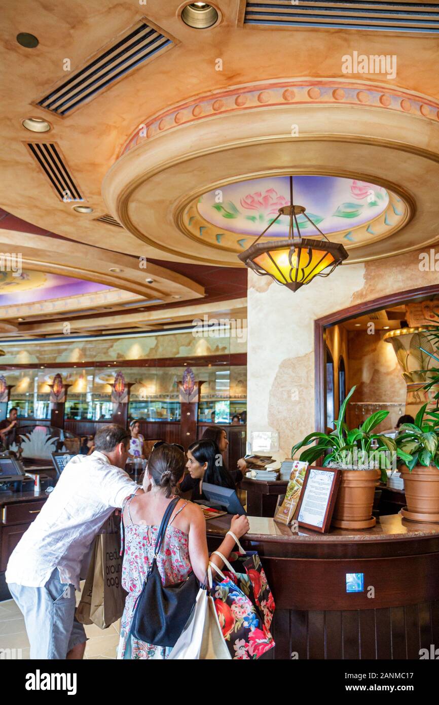 Miami Florida,Aventura,Aventura Mall,Cheesecake Factory,restaurant