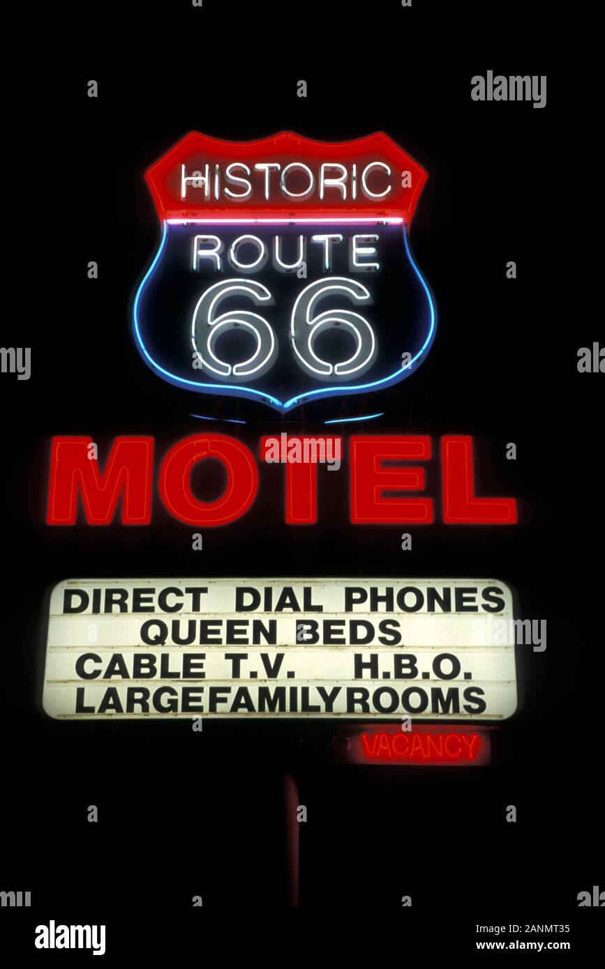USA, Route 66; Historic Route Sixtysix, Landstrasse Stock Photo