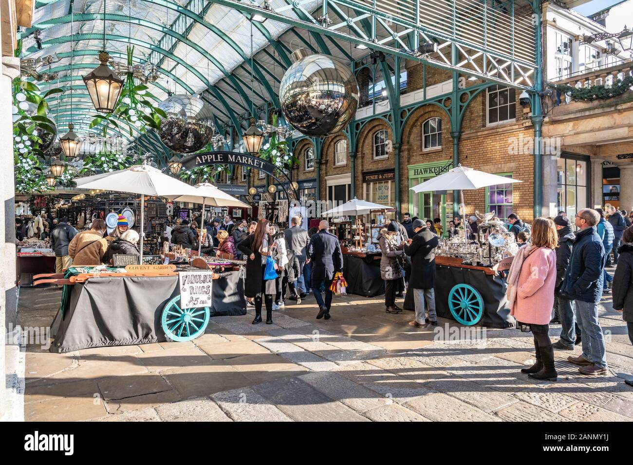 Covent Garden Apple Market, London, England Stock Photo: 340365022 ...