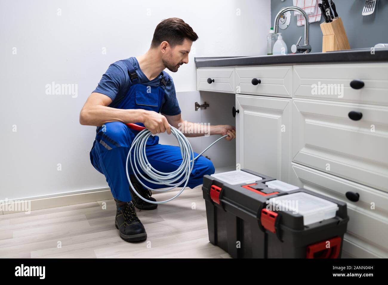 Pipe cleaning hires stock photography and images Alamy