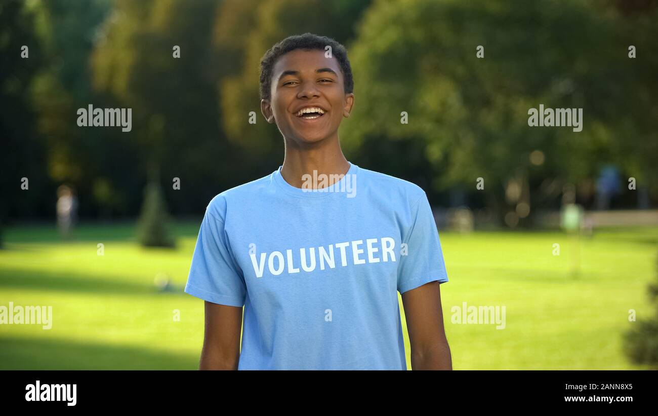 Volunteering project hi-res stock photography and images - Alamy