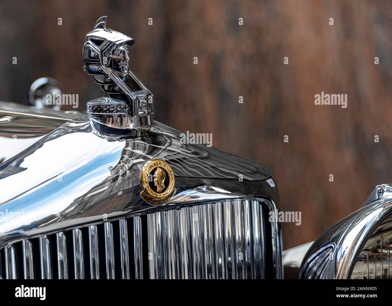 Vintage hood ornaments of classic cars Stock Photo Alamy