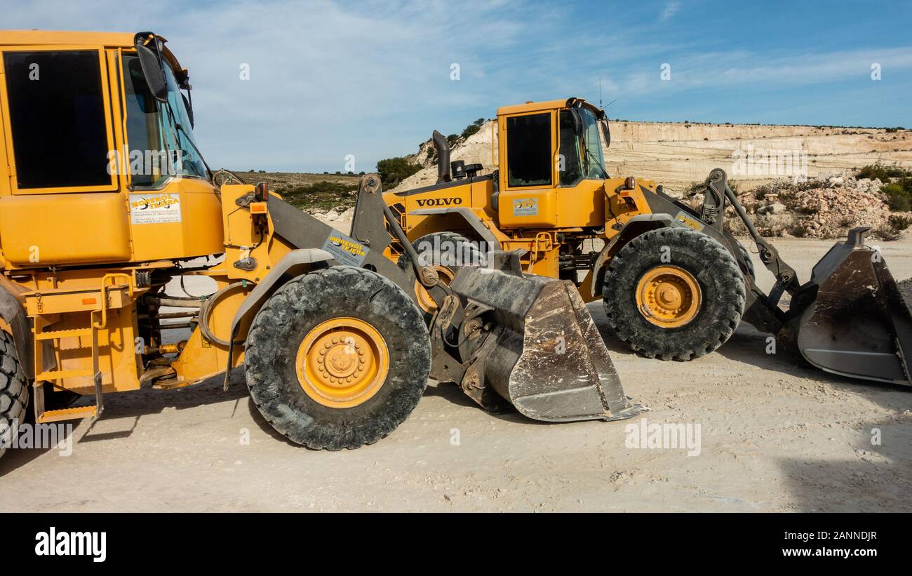 earth moving equipment Stock Photo - Alamy