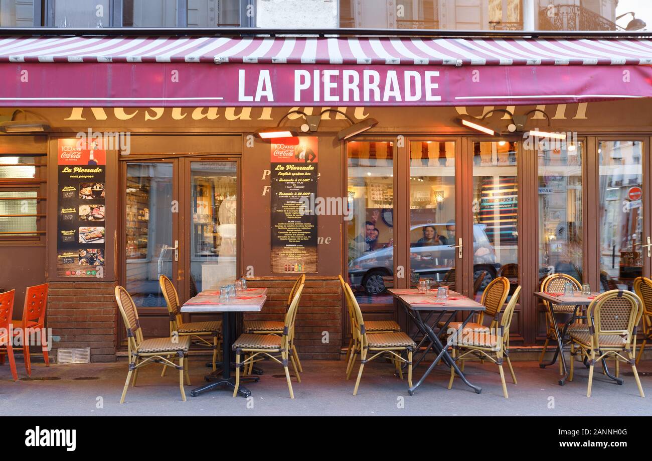 The famous Cafe La Pierrade . It is located in the Montmartre district ,  Paris, France Stock Photo - Alamy