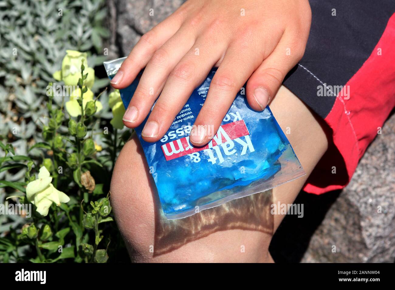 Cooling with ice pack Stock Photo Alamy