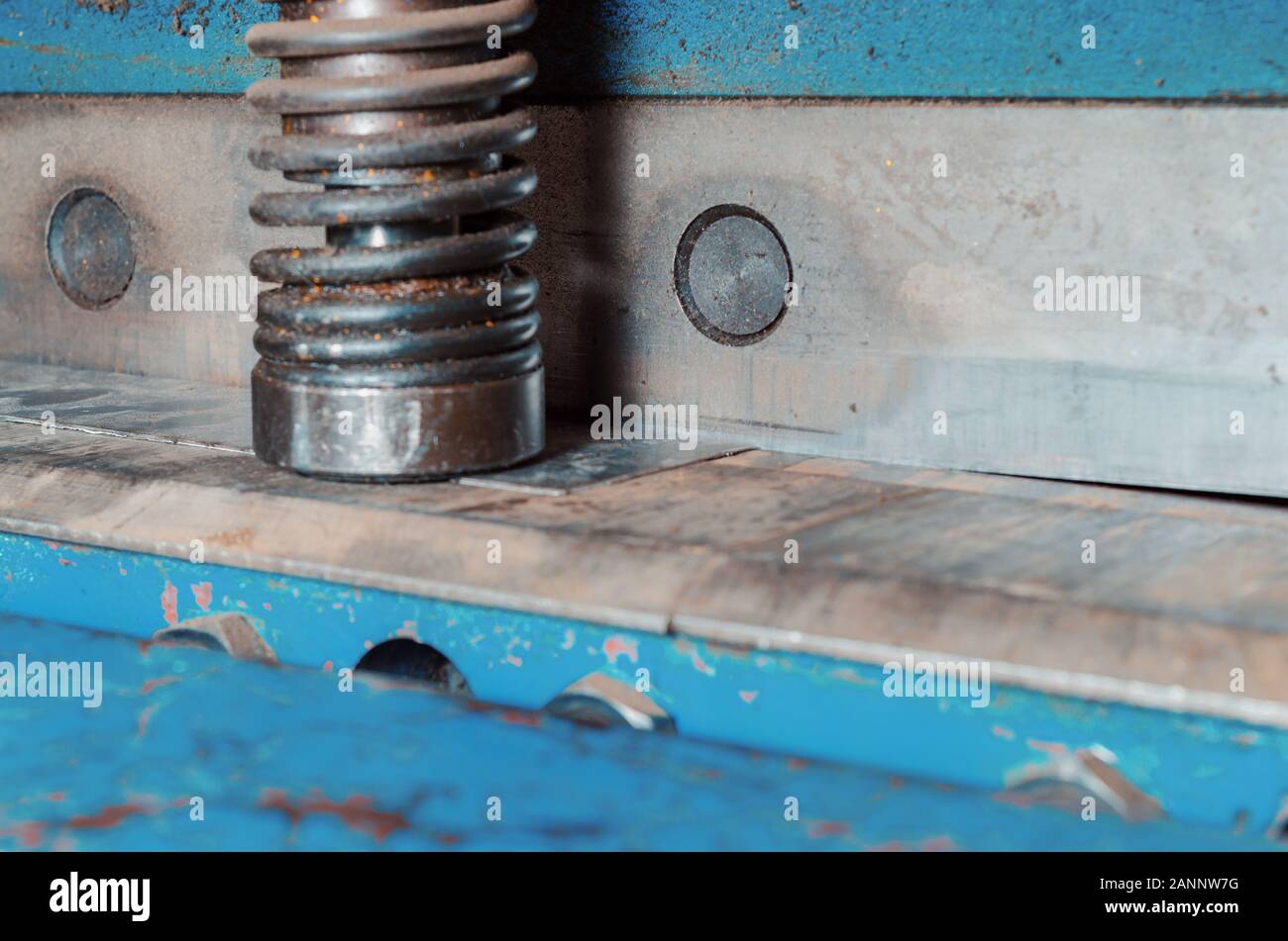 Sheet metal bending machine hires stock photography and images Alamy
