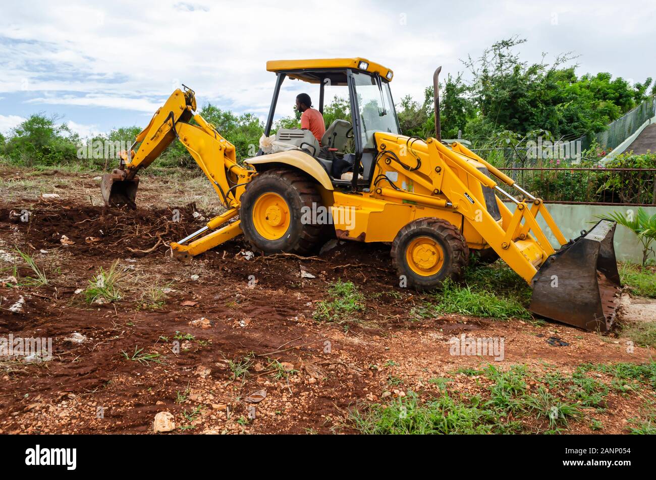 Loader Bucket Digging Stock Photo Alamy