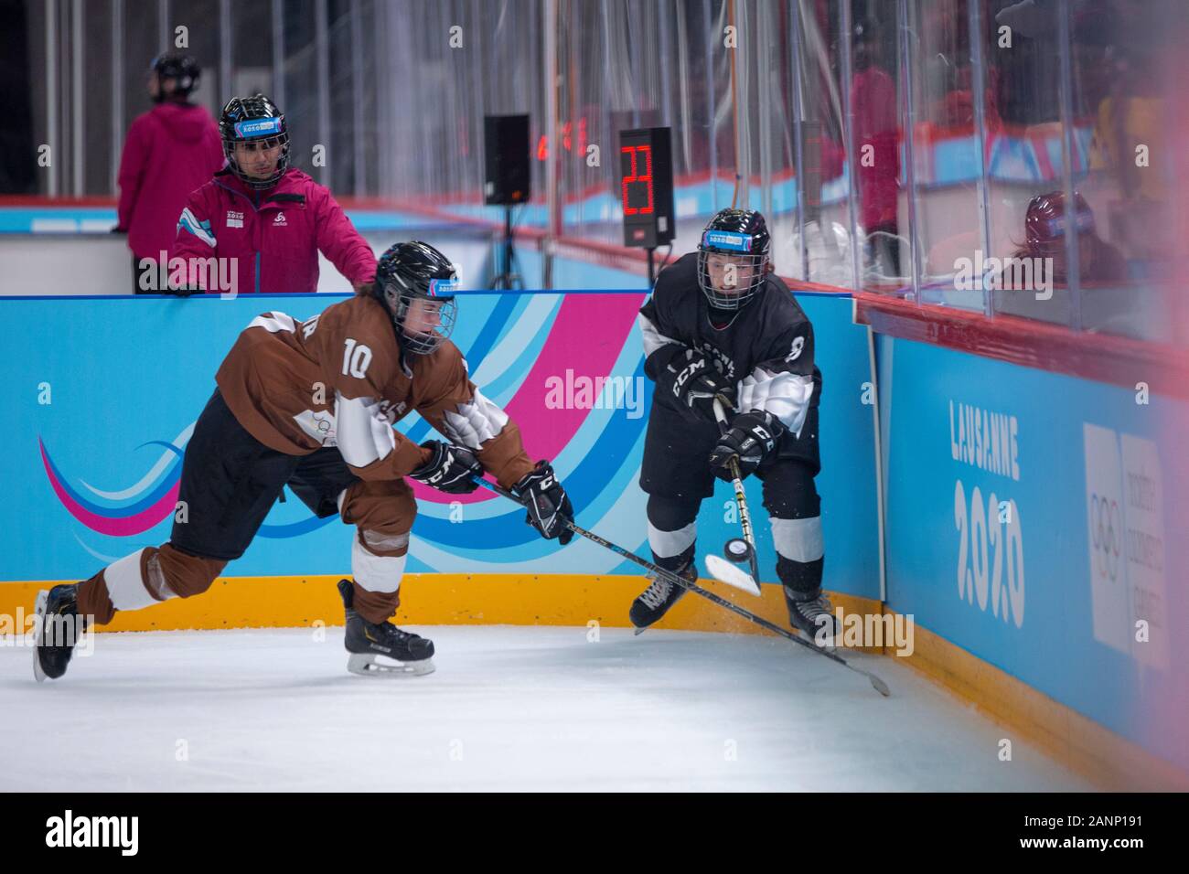 Team GB’s Amy Robery (15) competes in the Lausanne 2020 women's Ice Hockey mixed NOC 3 on 3 tournament preliminary round on the 10th January 2020 Stock Photo