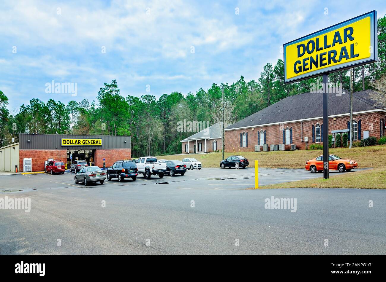 Dollar general store hires stock photography and images Alamy