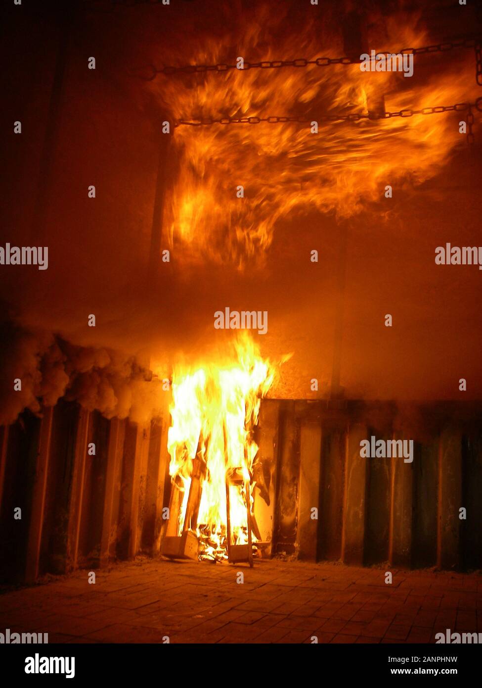 Building Fire, flashover Stock Photo Alamy