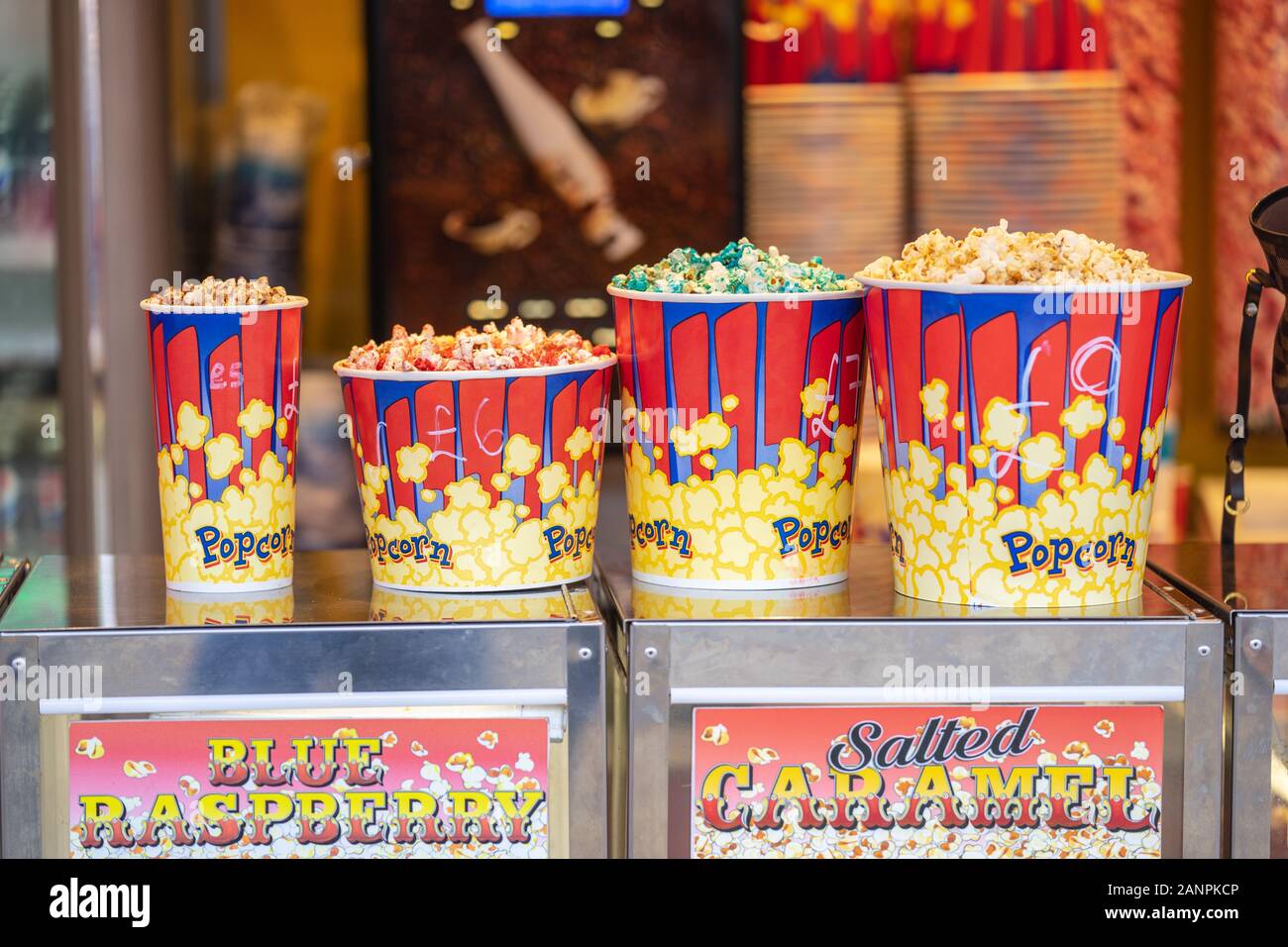 Vendor Popcorn High Resolution Stock Photography and Images Alamy