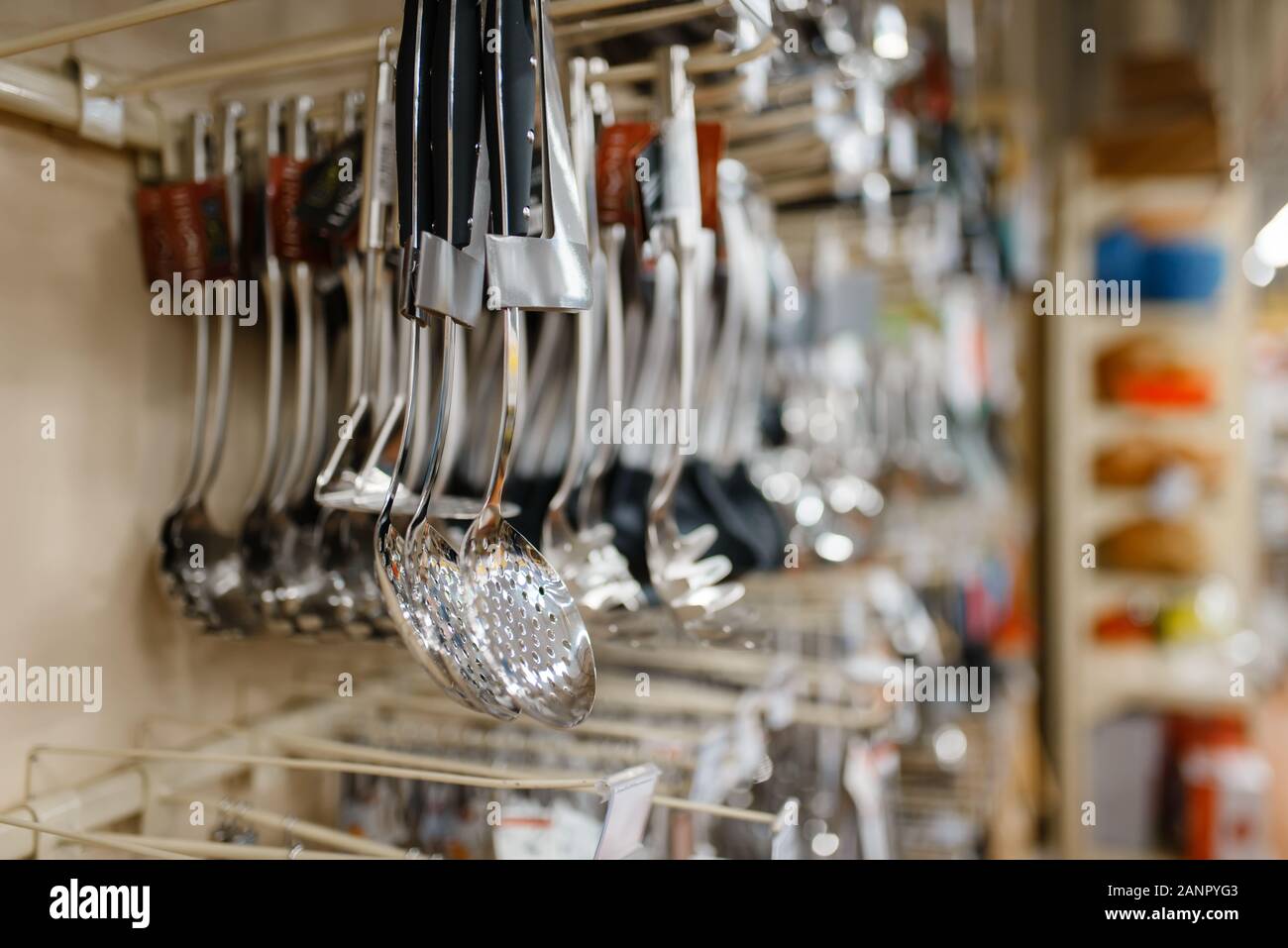 Tableware on the shelf closeup, houseware store Stock Photo Alamy