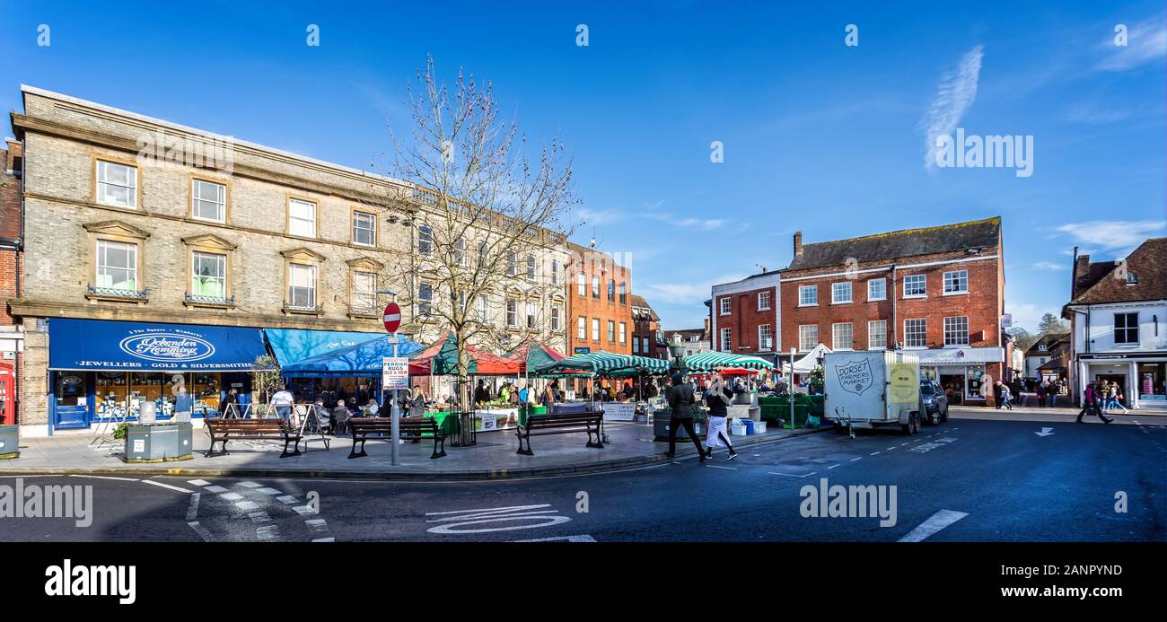 Wimborne town centre hires stock photography and images Alamy