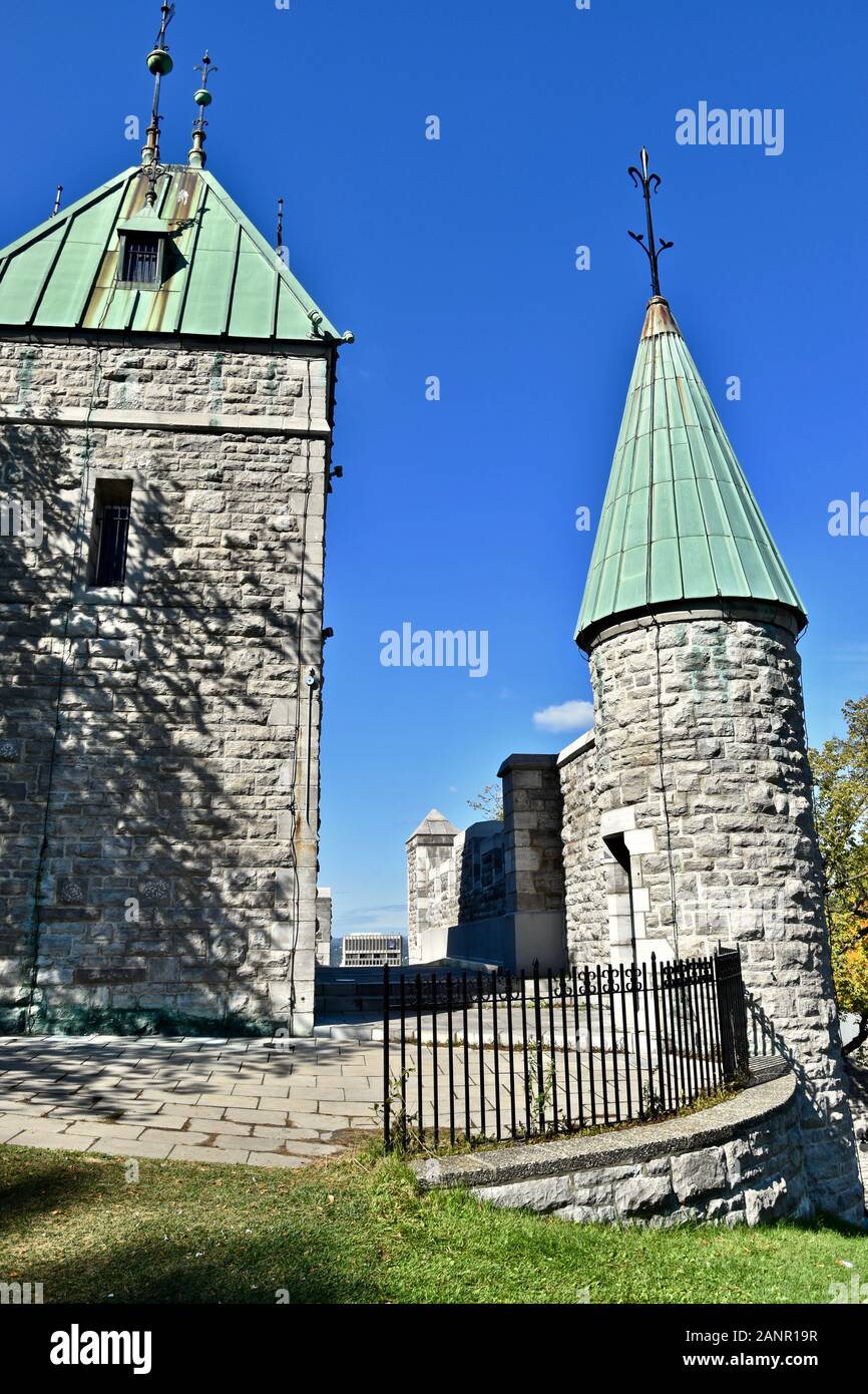 The walls, gates, and fortifications of Old Quebec City Stock Photo