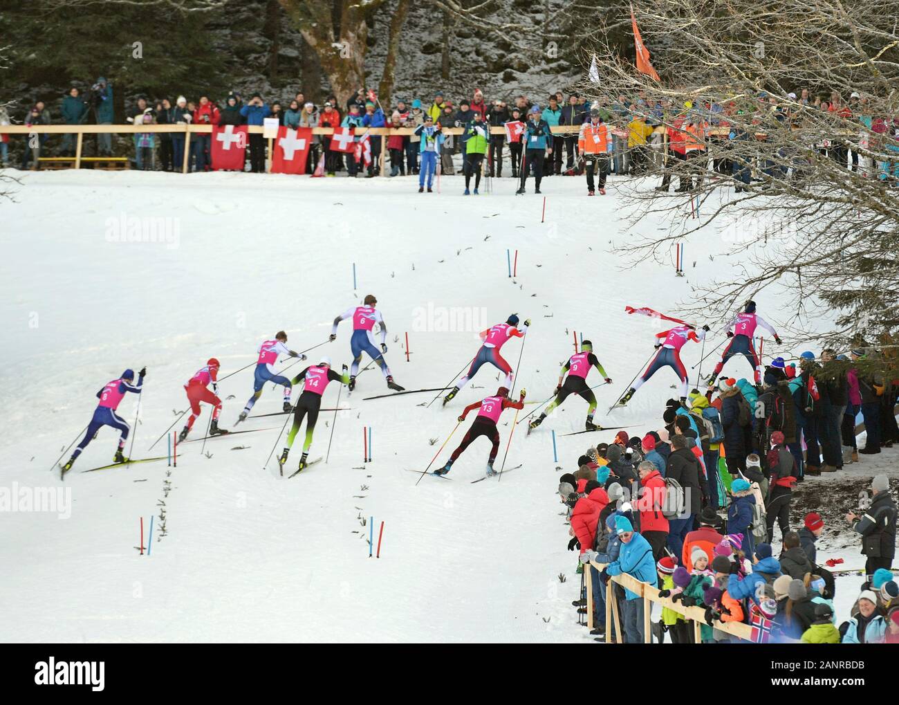 Le Chenit, Switzerland. 18th Jan, 2020. Athletes compete during the men's cross free final of cross-country skiing event at the 3rd Winter Youth Olympic Games, at Vallee De Joux Cross-country Centre, Switzerland, Jan. 18, 2020. Credit: Wang Qingqin/Xinhua/Alamy Live News Stock Photo