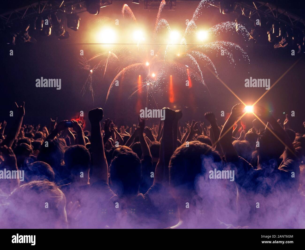 Clapping hand silhouettes hi-res stock photography and images - Alamy