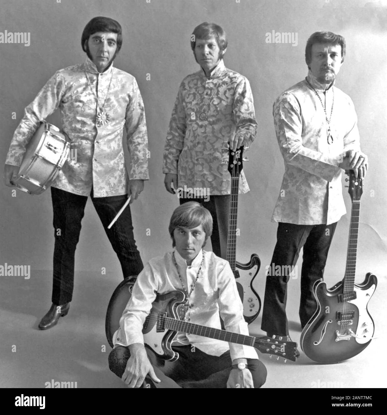 THE VENTURES Promotional photo of American rock group about 1965 Stock Photo
