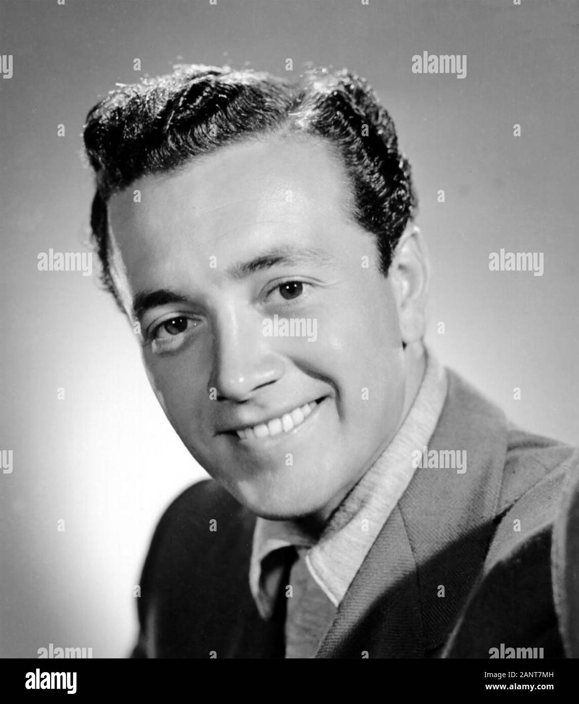 VIC DAMONE (1928-2018) Promotional photo of American singer and film actor about 1958 Stock Photo