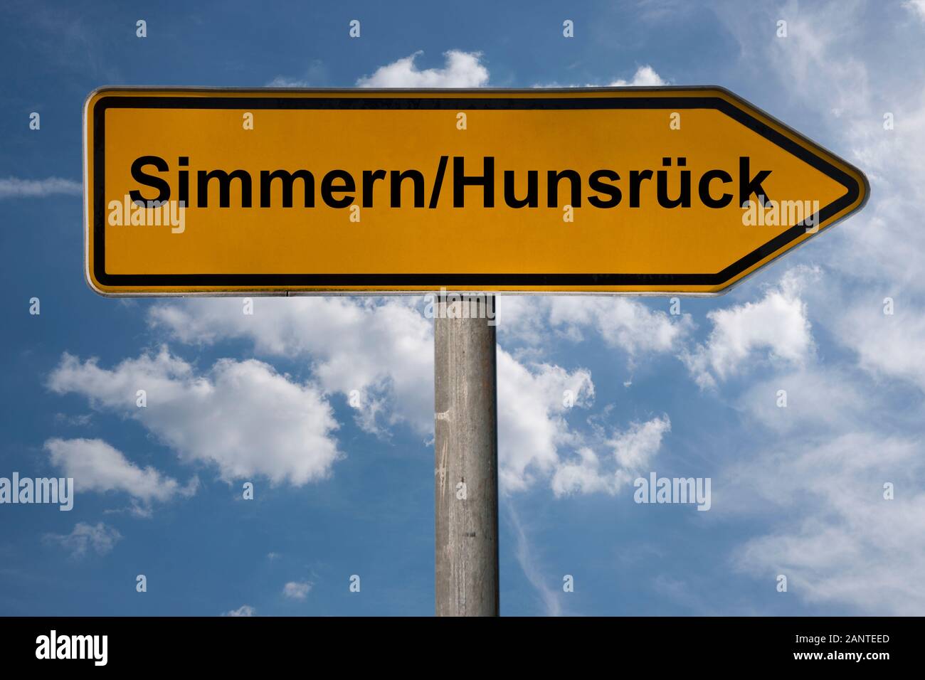 Detail photo of a signpost with the inscription Simmern/Hunsrück, Rhineland-Palatinate, Germany, Europe Stock Photo