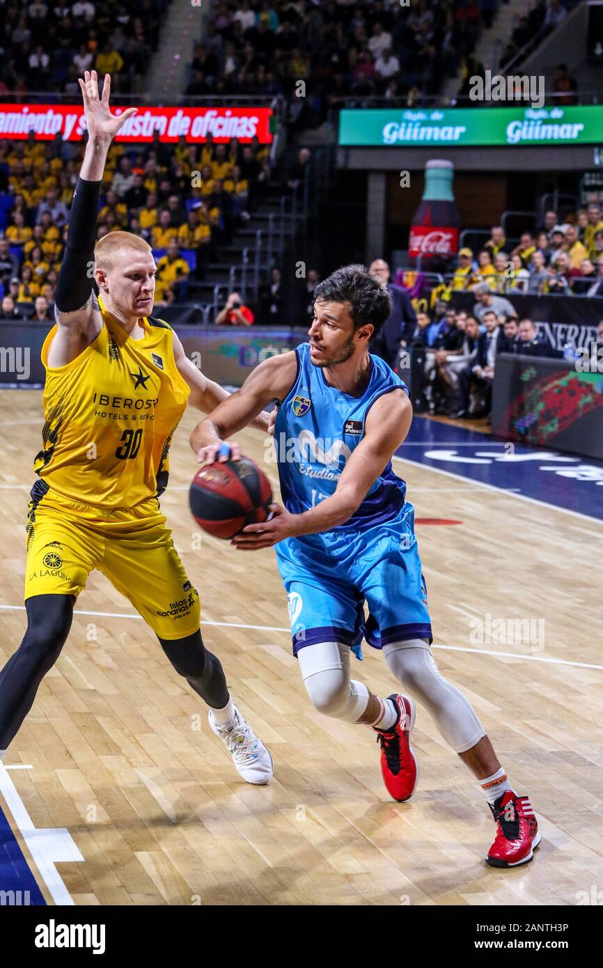 San Cristobal Della Laguna, Spain. 18th Jan, 2020. Duje Dukan, #13 of Movistar Estudiantes and Aaron White, #30 of Iberostar Tenerife in action during the 2019/2020 ACB Liga Endesa Regular Season Round 18 game between Iberostar Tenerife and Movistar Estudiantes at Pabellón Santiago Martín, San Cristobal de La Laguna - Tenerife. (Final score; Iberostar Tenerife - Movistar Estudiantes 76-59) (Photo by Davide Di Lalla/Pacific Press) Credit: Pacific Press Agency/Alamy Live News Stock Photo