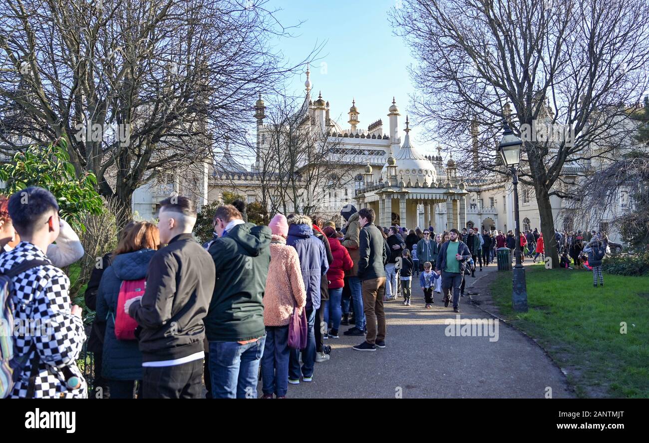 Brighton UK 19th January 2020 - Hundreds of people queue up on the free visit day at Brighton Royal Pavilion . To celebrate the purchase of the Royal Pavilion by Brighton in 1850 admission charges are waived one day a year : Credit Simon Dack / Alamy Live News Stock Photo