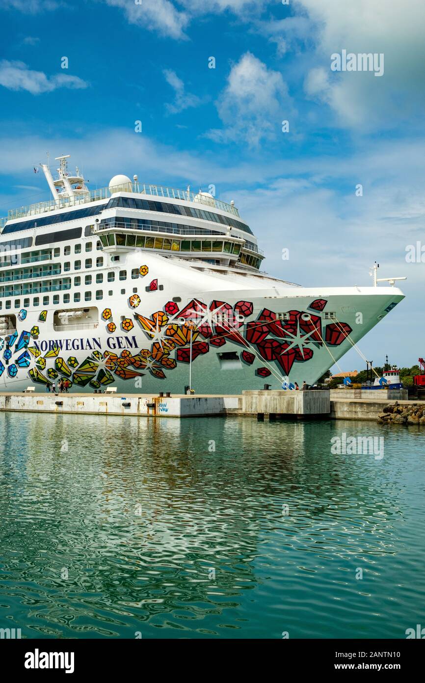 Norwegian Gem, Cruise Ship Port, St Johns, Antigua Stock Photo