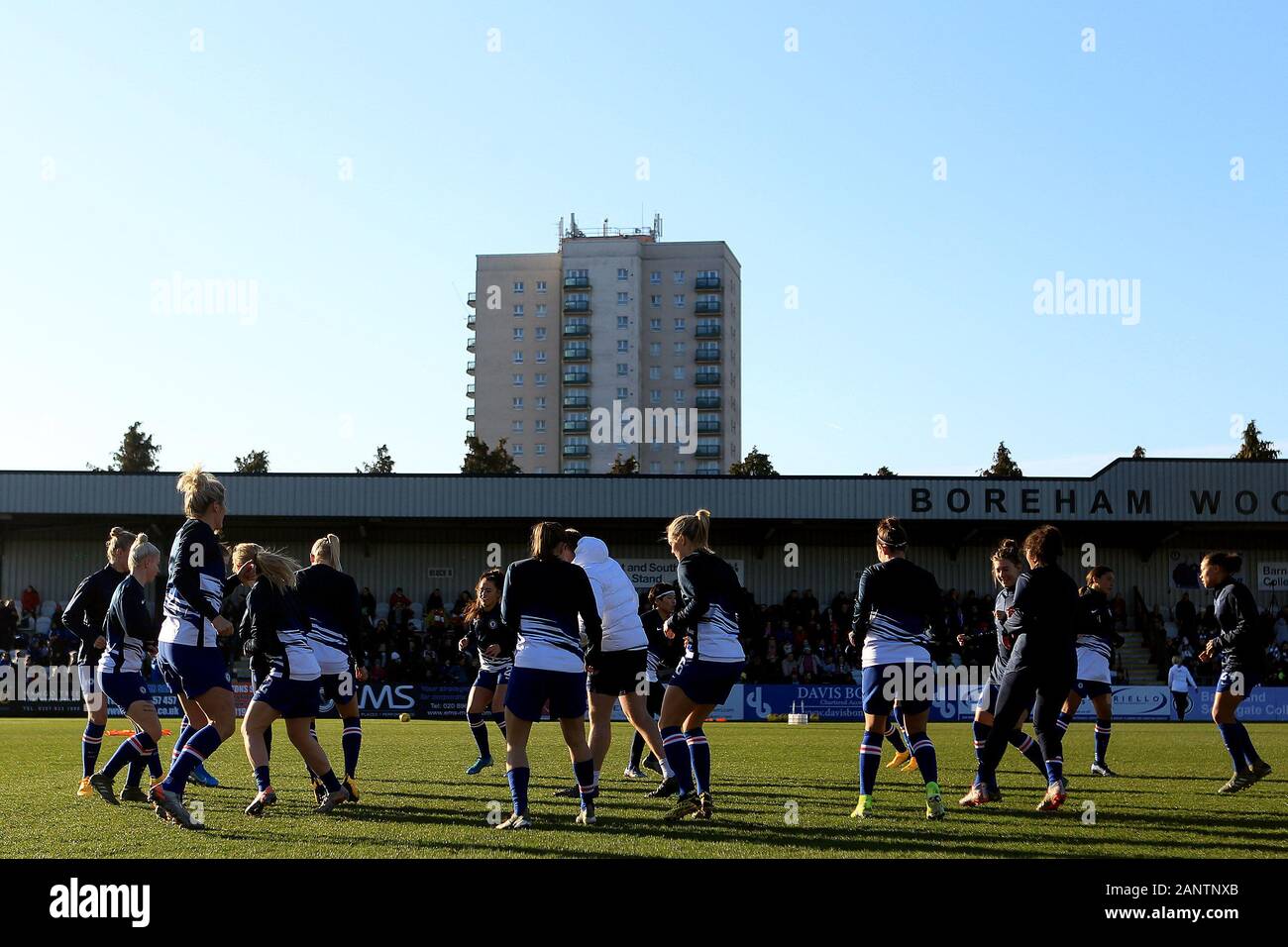 Borehamwood Uk 19th Jan 2020 The Chelsea Women S Football Squad Warm Up Prior To Kick Off