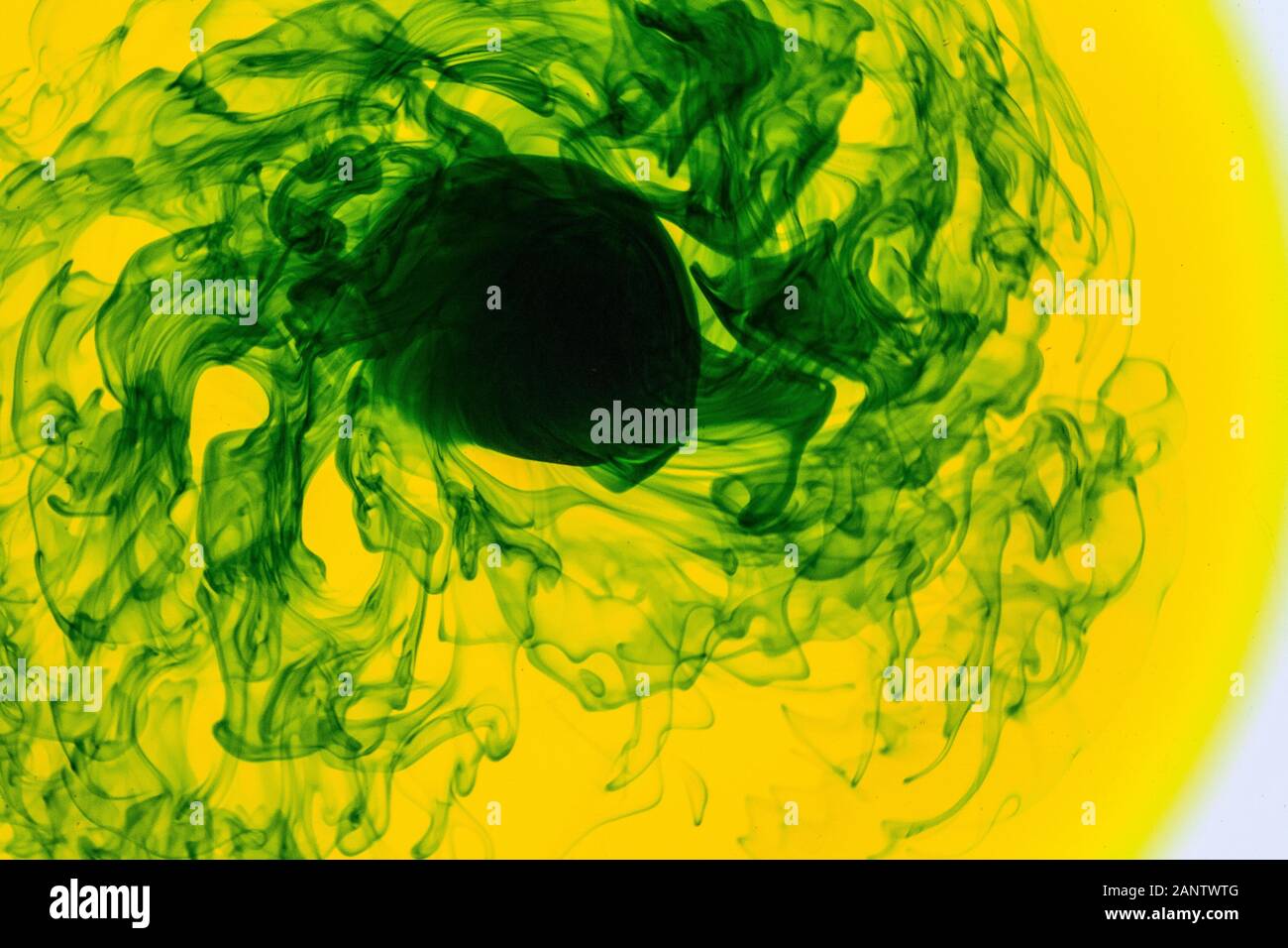 Accidental patterns hi-res stock photography and images - Alamy