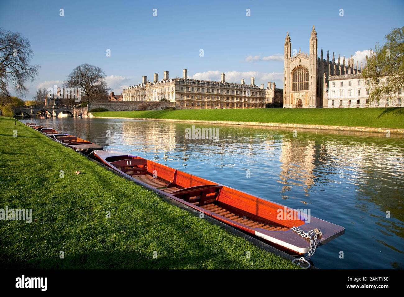 Punts on the river Cam in front of Kings College Chapel, Cambridge from the Backs Stock Photo