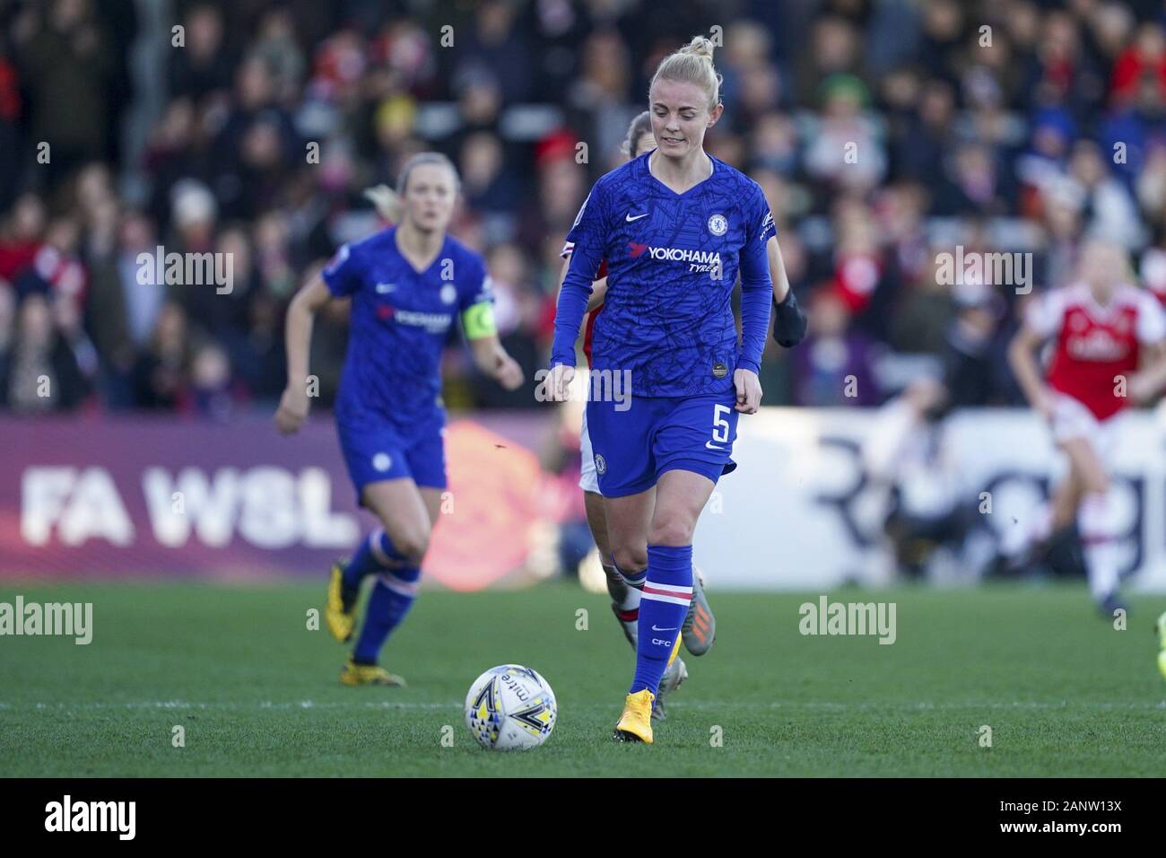 BOREHAMWOOD, ENGLAND - JANUARY 19: Sophie Ingle of Chelsea in action during the Barclays FA Women's Super League football match between Arsenal Women and Chelsea Women at Meadow Park in Borehamwood, England on 19 January 2020. (Foto: Daniela Porcelli/Sports Press Photo/Alamy) Stock Photo