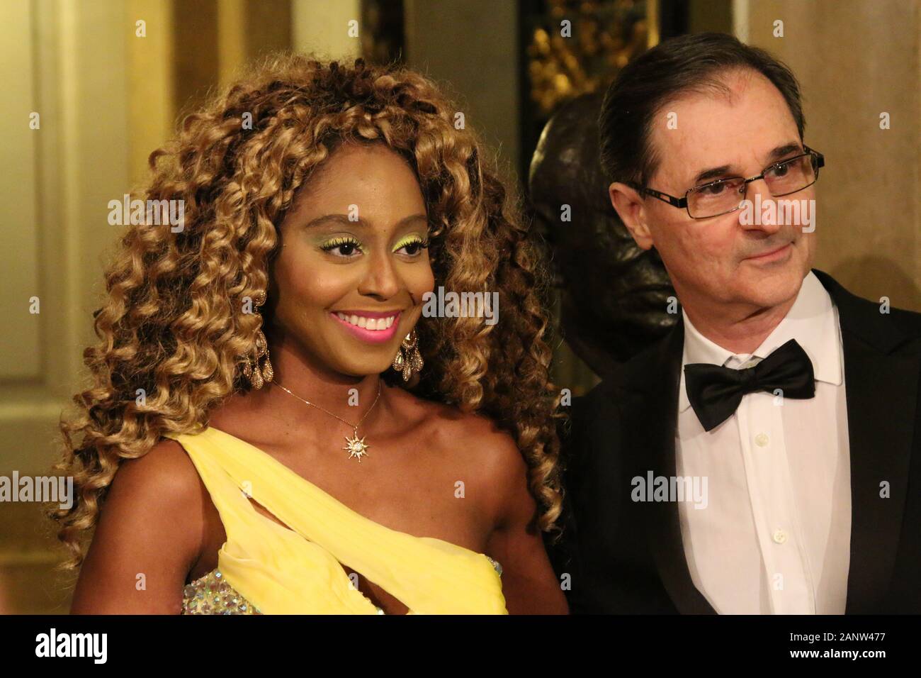 Der französische Generalkonsul Serge Lavroff und seine Ehefrau Caroline beim Matthiae-Mahl 2016 Stock Photo