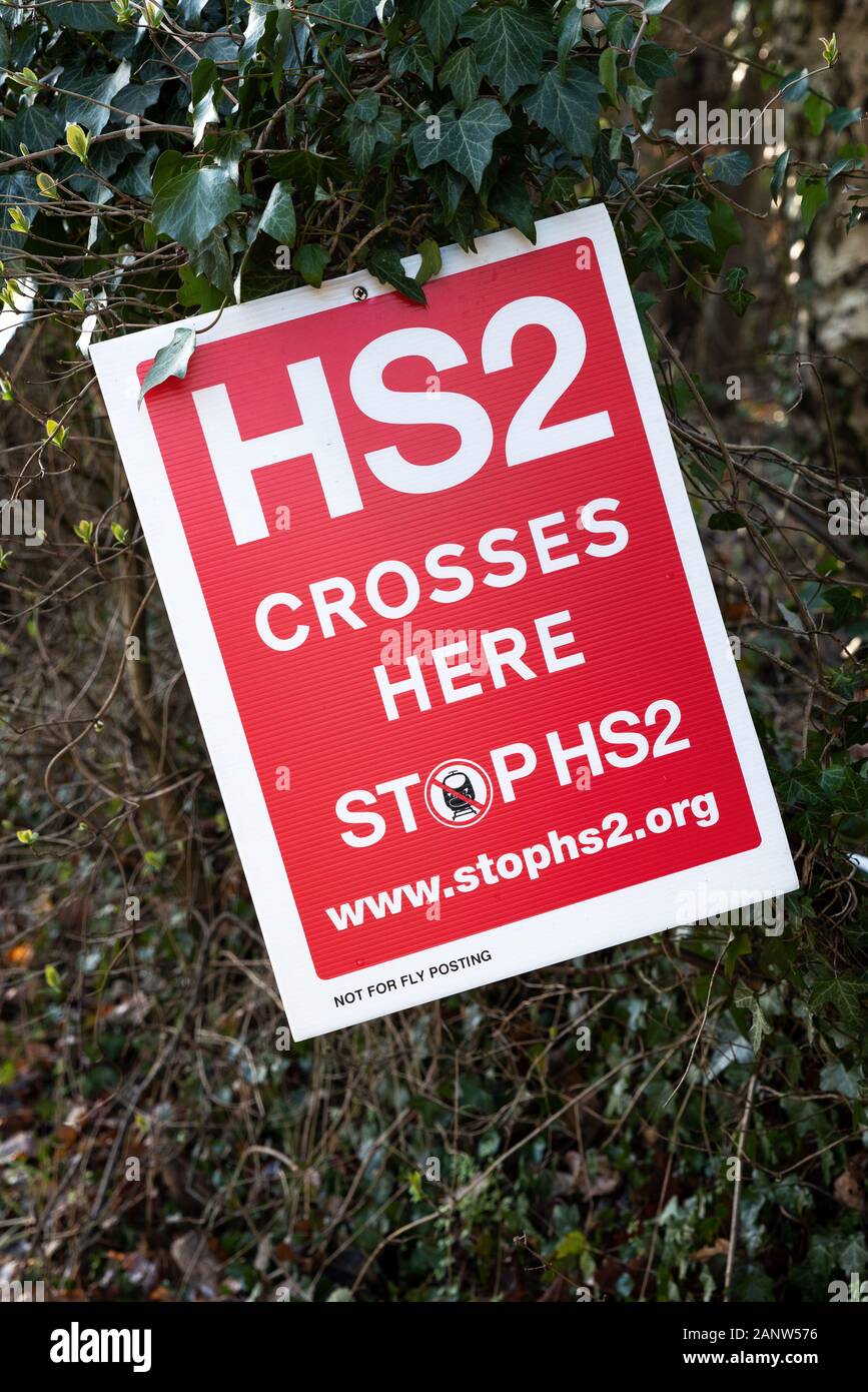 Wendover, Buckinghamshire, UK.18th January 2020. Determined campaigners opposing HS2 recently established the Wendover Active Resistance Camp in woodland south of Wendover adjacent to the the A413. The camp is in the path of the proposed HS2 rail line where it would cross the A413. The Wendover Active Resistance Camp intend to occupy their site for as long as possible, opposing the construction of the HS2 rail line. Placards warn passing motorists that the HS2 rail line will cross here, and a banner indicates HS2 will be stopped here. Credit: Stephen Bell/Alamy Stock Photo