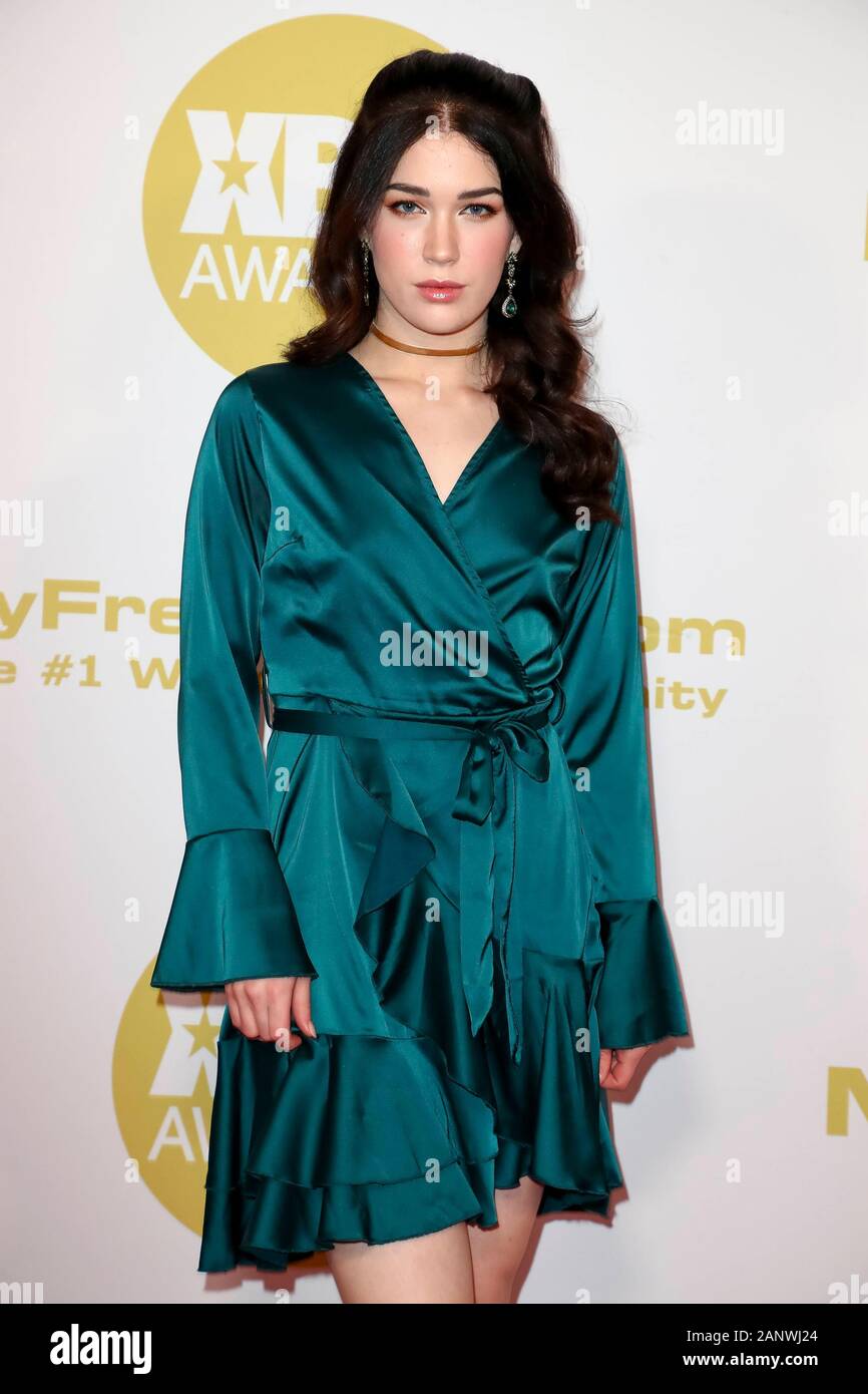 Evelyn Claire Attends The 2020 XBIZ Awards At Hotel Westin Bonaventure Evelyn Claire Attends The 2020 XBIZ Awards At Hotel Westin Bonaventure