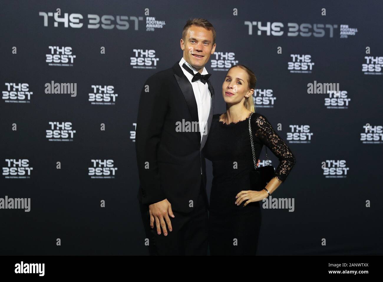 firo: Football, Soccer: 09.01.2017 The Best FIFA Football Awards 2016 World Football Election 2016, The Best, Manuel Neuer and Nina Weiss Has married his girlfriend Nina: Manuel NEuer WEDDING | usage worldwide Stock Photo