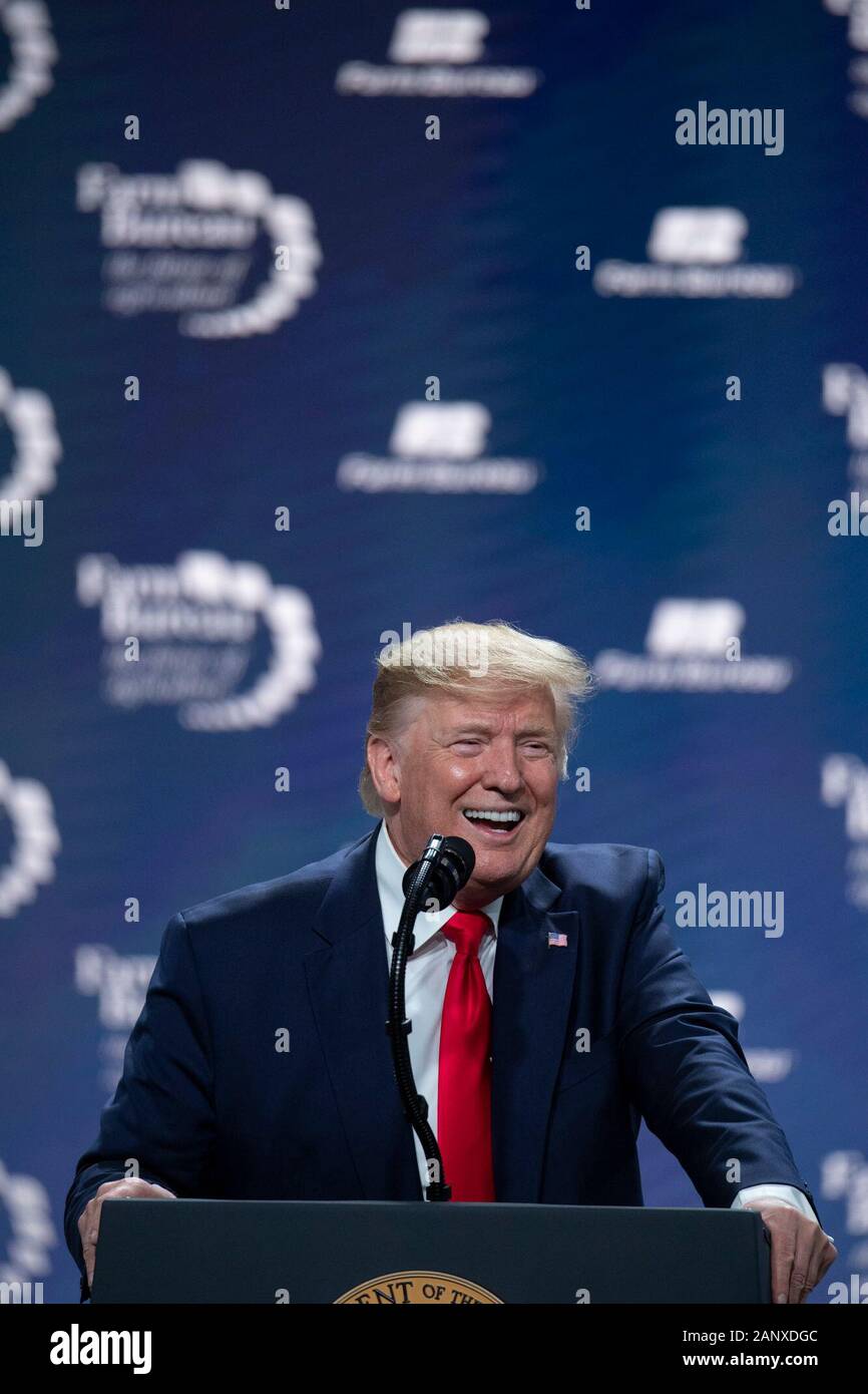 Donald trump podium hi-res stock photography and images - Alamy