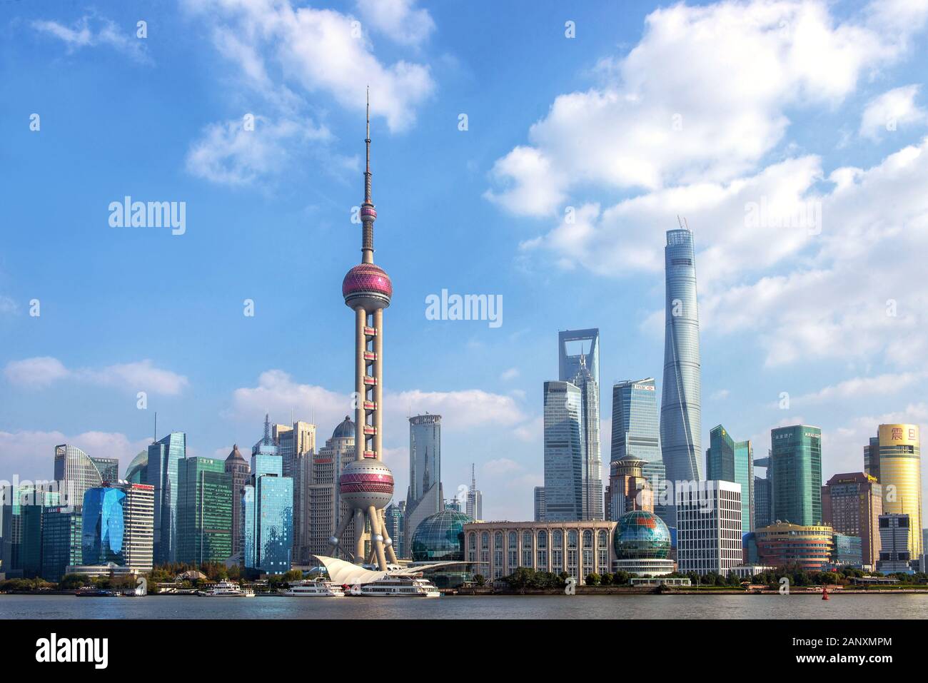 Shanghai skyline pudong sky clouds hi-res stock photography and images ...