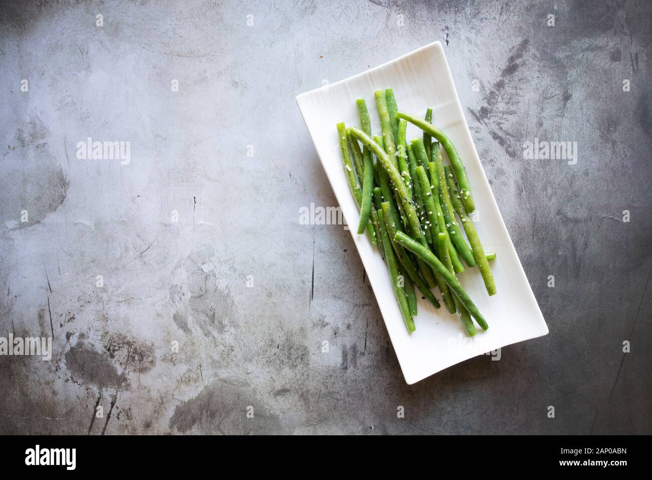 Sesame Ginger Garlic Green Beans Stock Photo Alamy