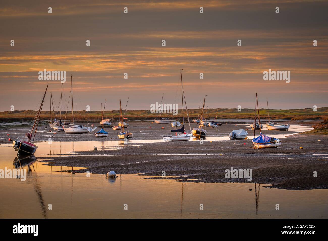 Hunstanton boats hires stock photography and images Alamy