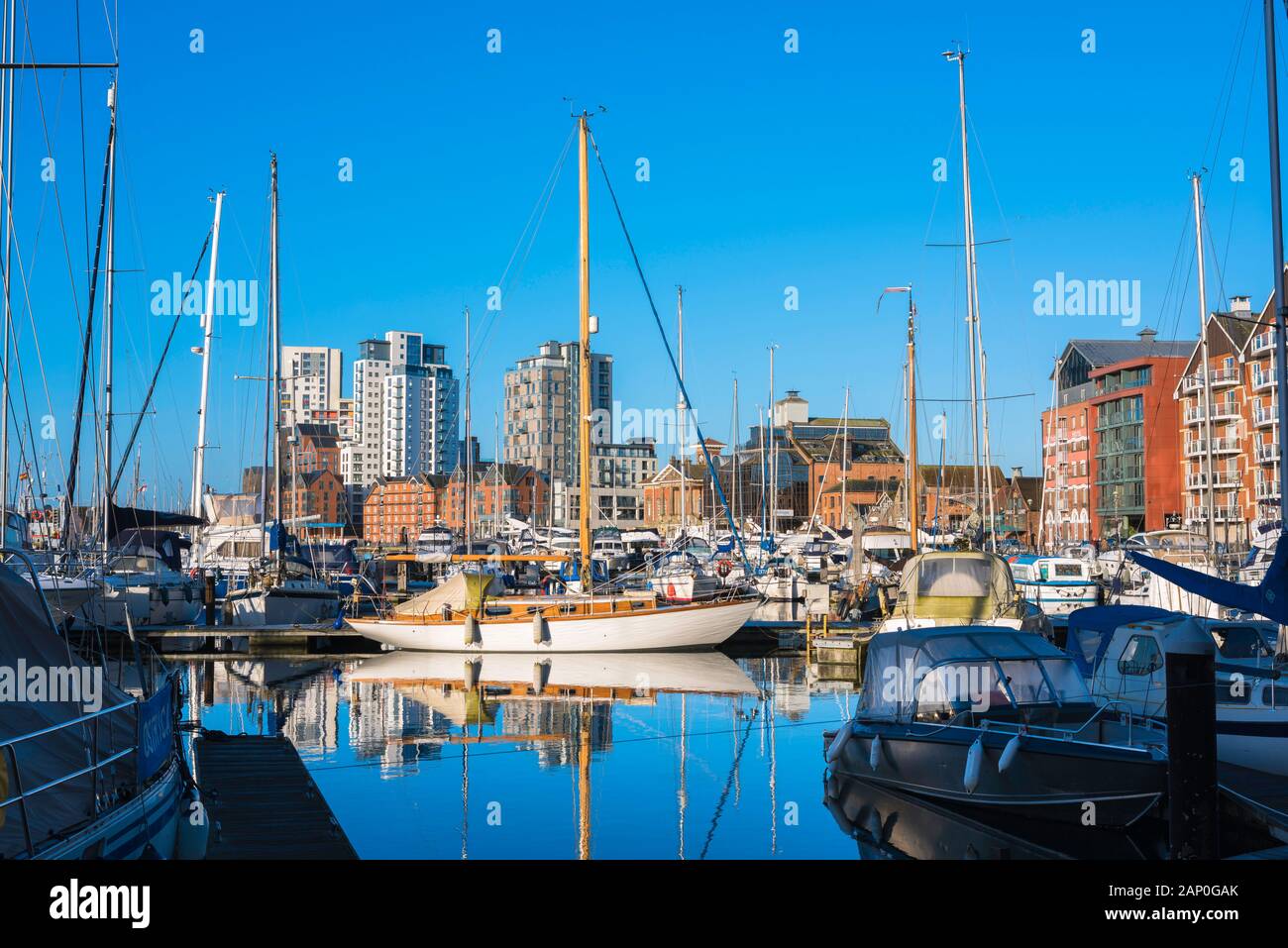 Ipswich Marina, view of yachts and leisure craft moored in Ipswich marina with residential property in the background, Suffolk, East Anglia, UK. Stock Photo