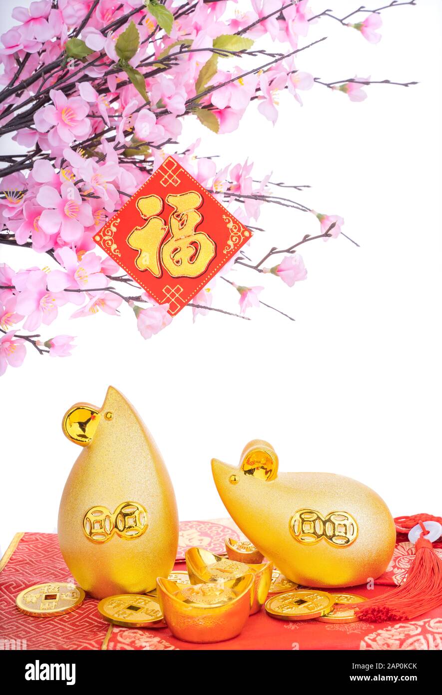 Tradition Chinese golden rat statue rat,2020 is year of the rat,chinese