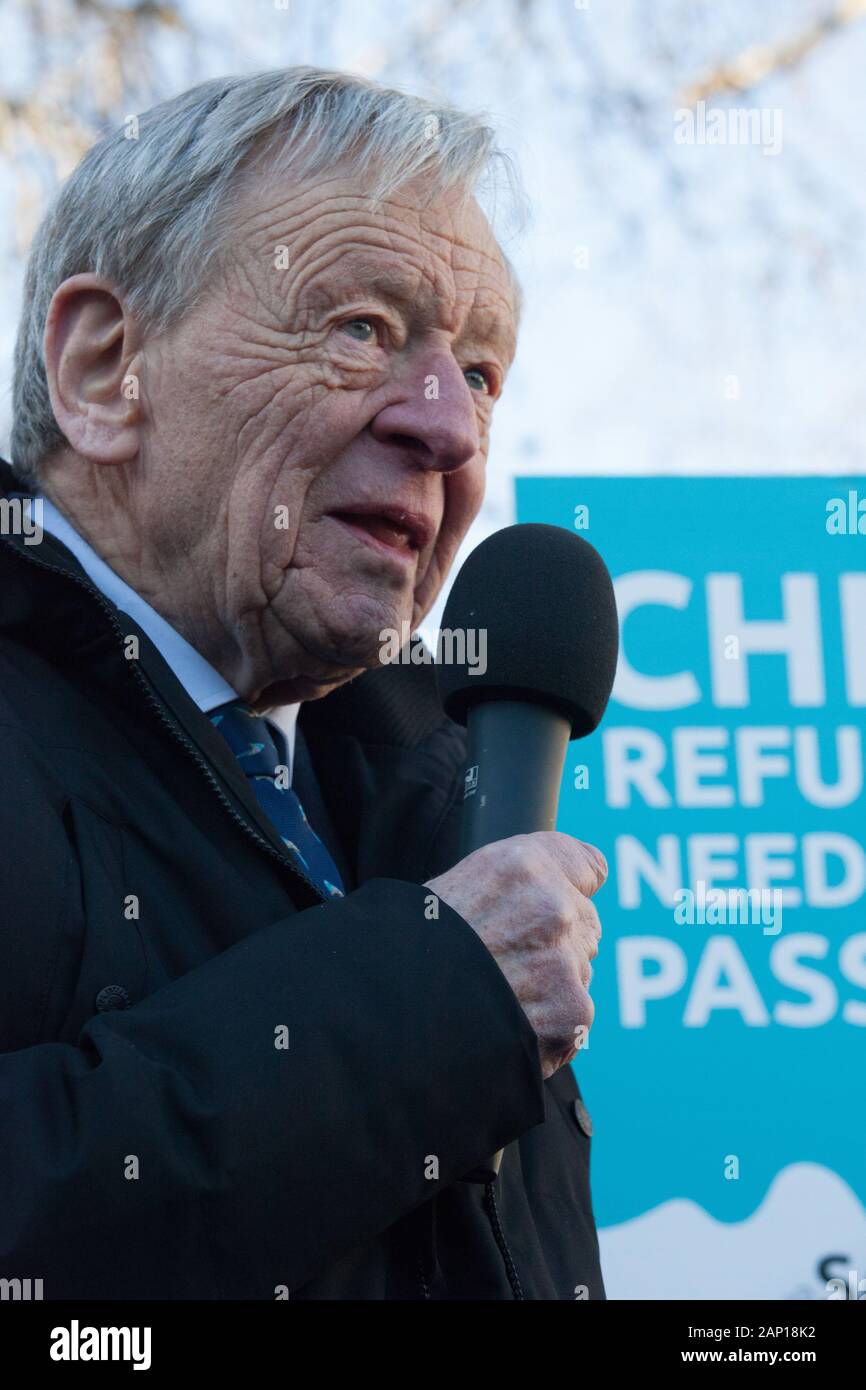 Westminster, UK, 20 Jan 2020: Lord Alf Dubbs addresses a rally outside Parliament to demand fair treatment for child refugees trying to join their families in the UK. Anna Watson/Alamy Live News Stock Photo