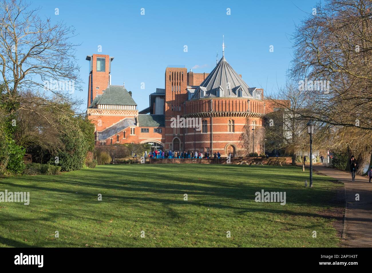 The Royal Shakespeare Theatre on the bank of the River Avon on Stratford-upon-Avon, Warwickshire, UK Stock Photo