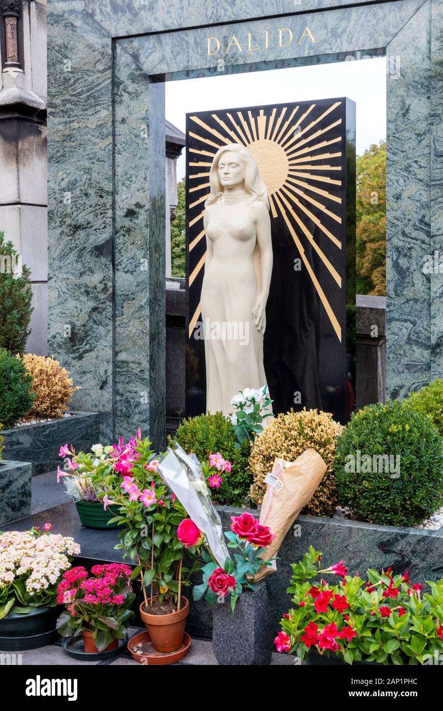 Grave and memorial of singer/actress Dalida (Yolande Gigliotti 1933-1987) in Montmartre, Paris, France Stock Photo